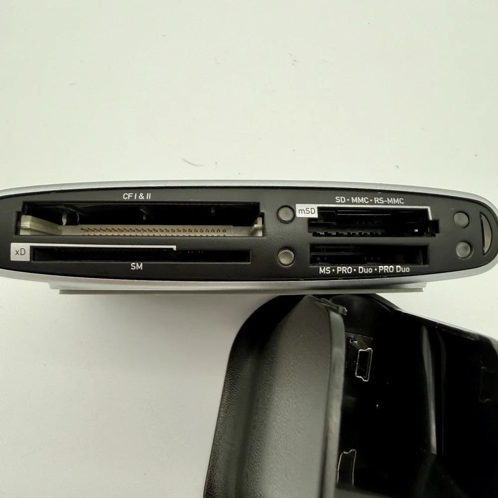 SanDisk ImageMate 12-in-1 USB 2.0 Memory Card Reader SDDR-89 w/ Stand Tested